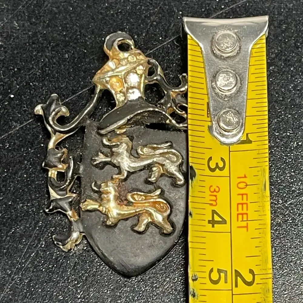 Vintage Dafri Toronto Gold Tone Heraldic Shield Brooch with Lions 1.5